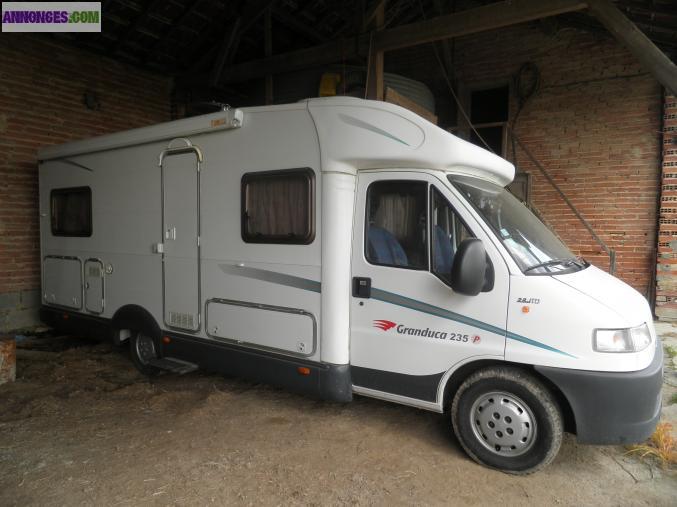 CAMPING-CAR ROLLER TEAM