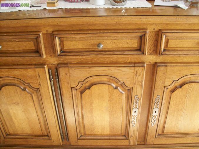 Trés beau bahut bas