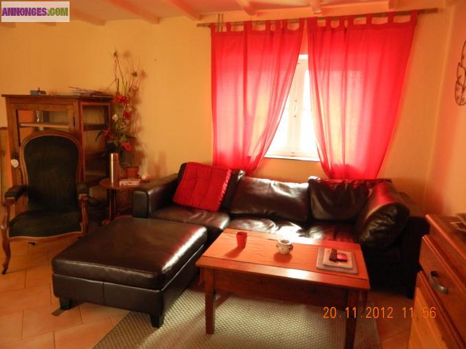 MAISON PIERRE DANS VILLAGE PITTORESQUE