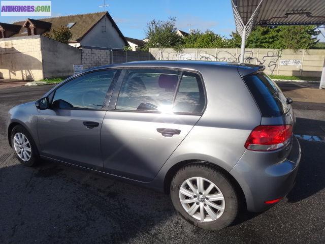 VOLKSWAGEN Golf tdi confortline en bon état