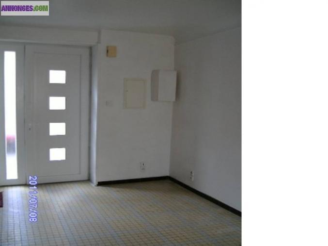 Maison de bourg MONTFORT EN CHALOSSE _au 1er Avril 2013