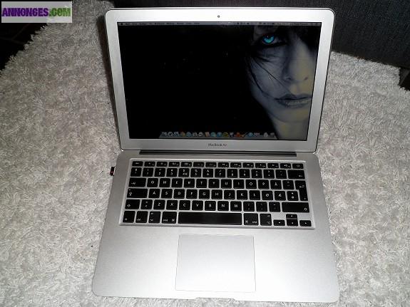 Magnifique Macbook Air 13 "avec équipements