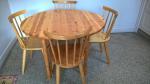Table ronde cuisine + 4 chaises en bois  - Miniature