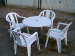 Lot tables et chaises de terrasse de cafe - Miniature